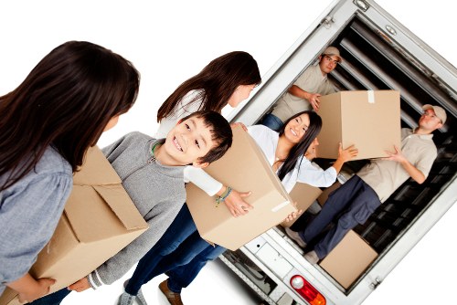 Student removals support for a West Hampstead flat move