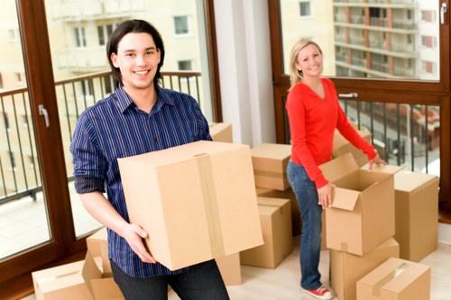 Commercial and residential man and van support in NW6